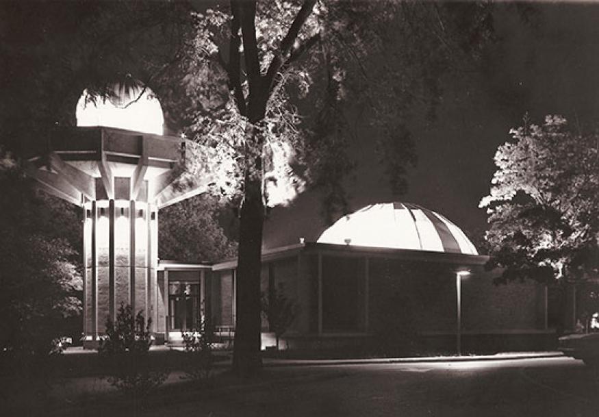 John Deer Planetarium