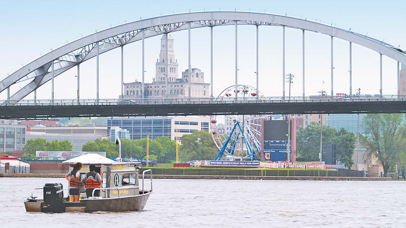 quad cities riverfront