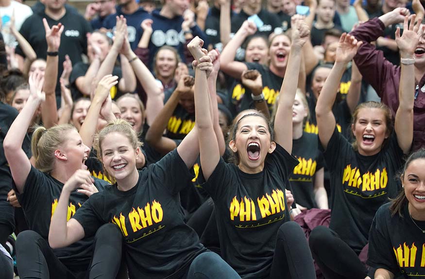 homecoming yell competition