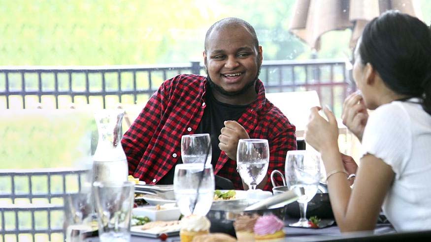 Kidus Getachew at Augustana’s Board of Trustees lunch