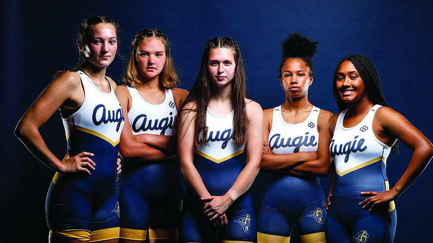 Women's wrestling team