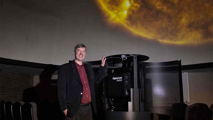 Lee Carkner in the planetarium