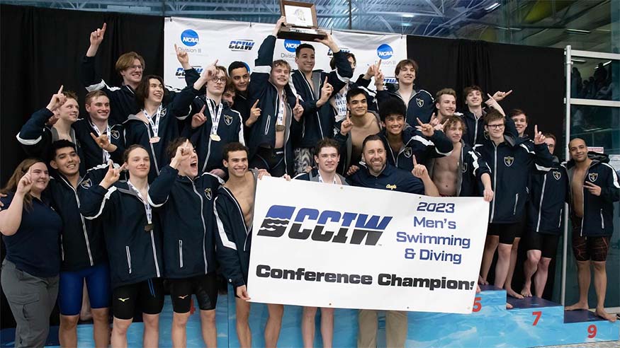 Augie men's swimming and diving team