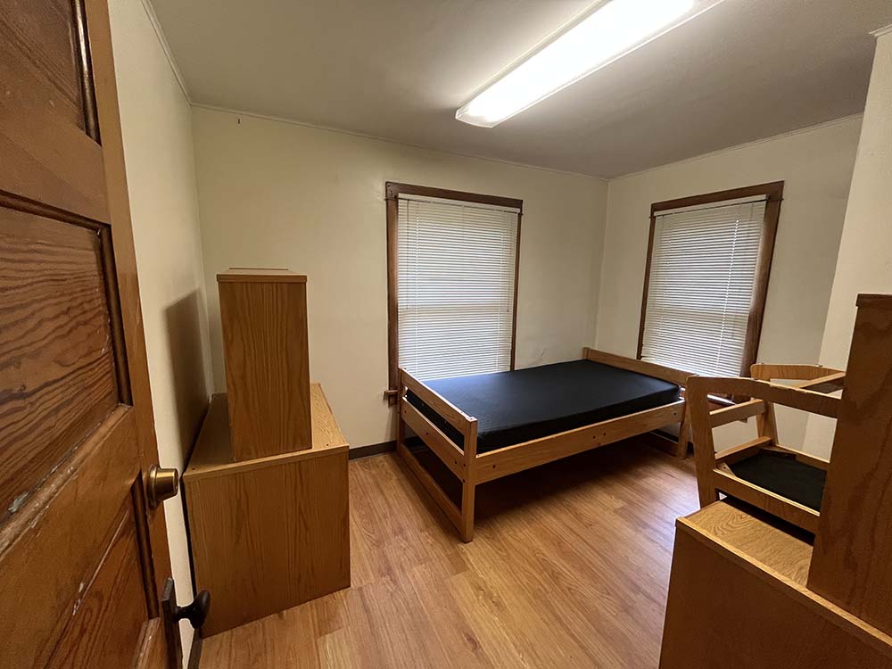 Freya bedroom 3