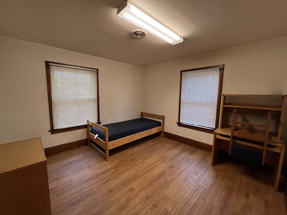 Gustav B bedroom 2