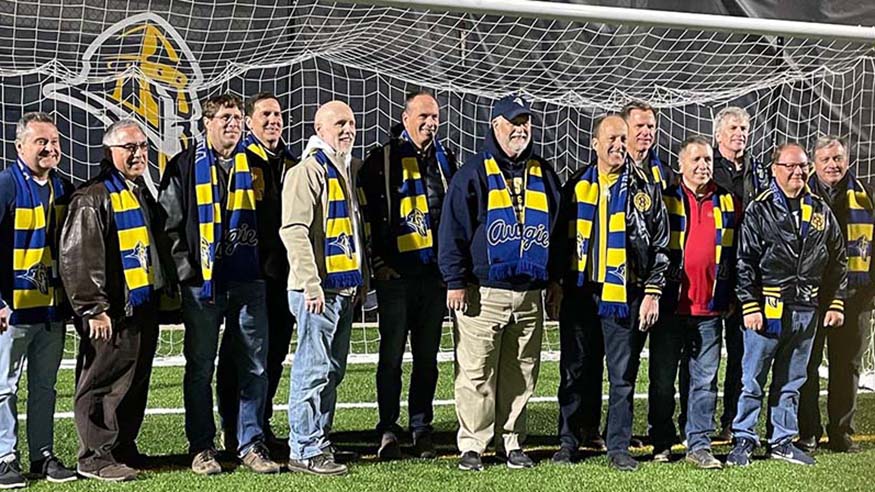 Alumni from men's soccer