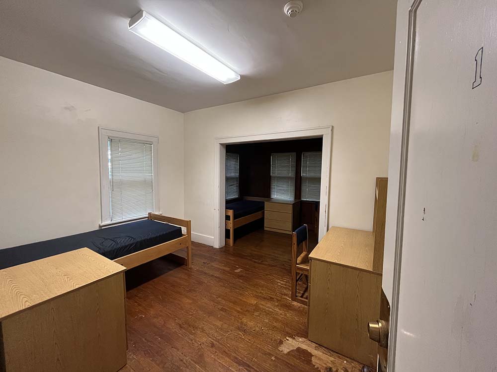 Levander bedroom 1