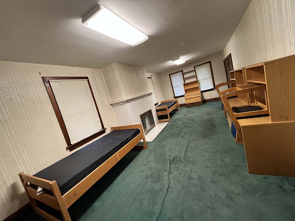 Lutheran bedroom 3