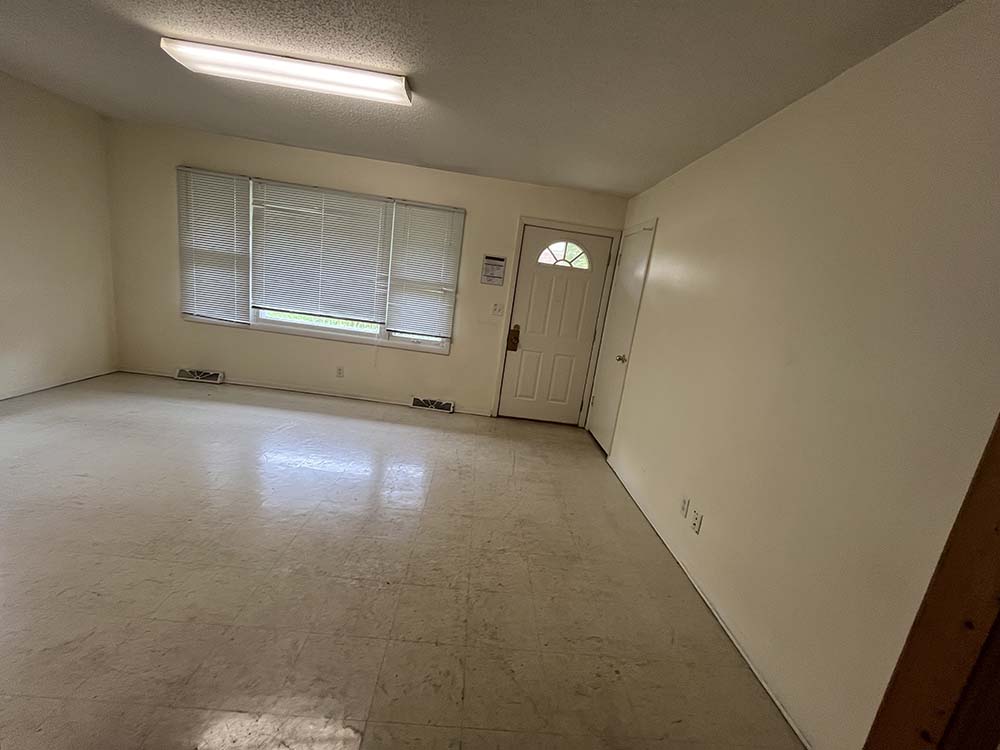 Tyr living room