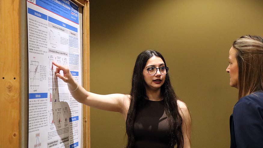 Jouwana Bzal explains her poster