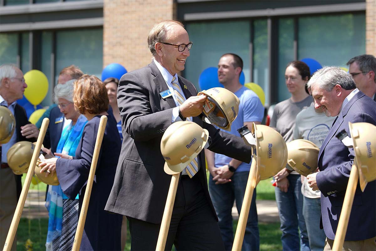 Hanson groundbreaking