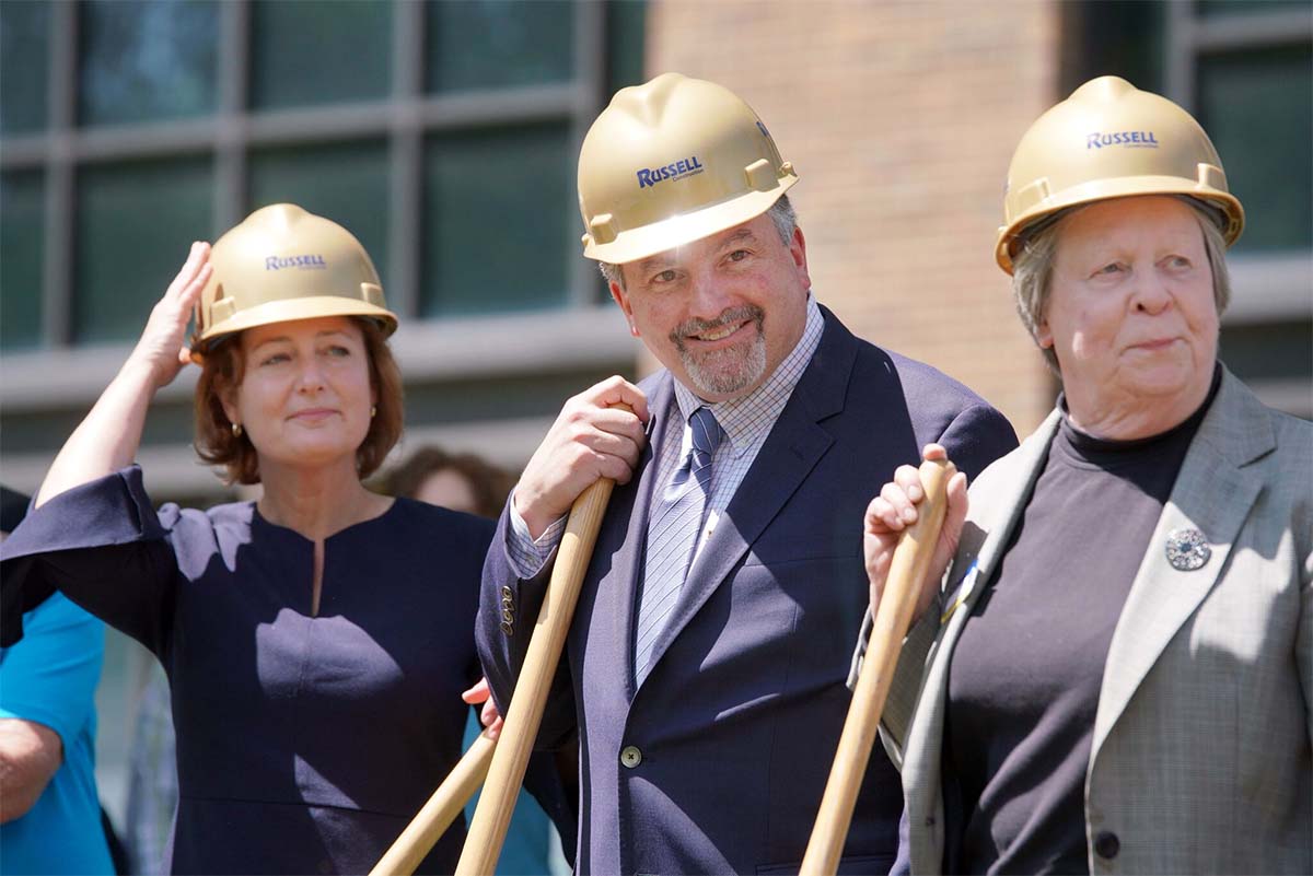 Hanson groundbreaking