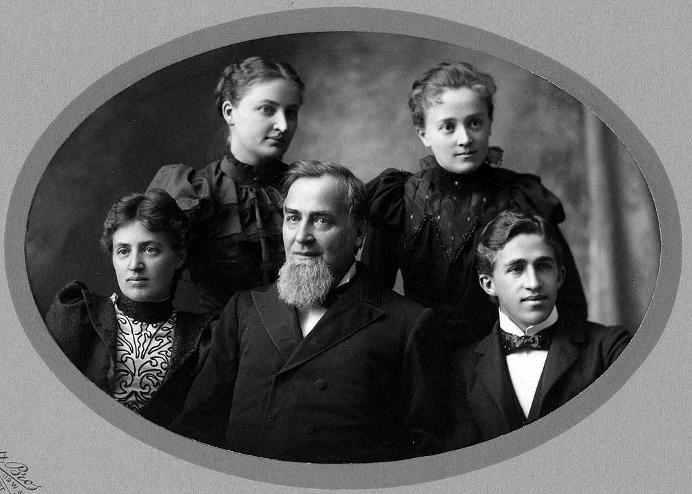 Olsson family portrait 