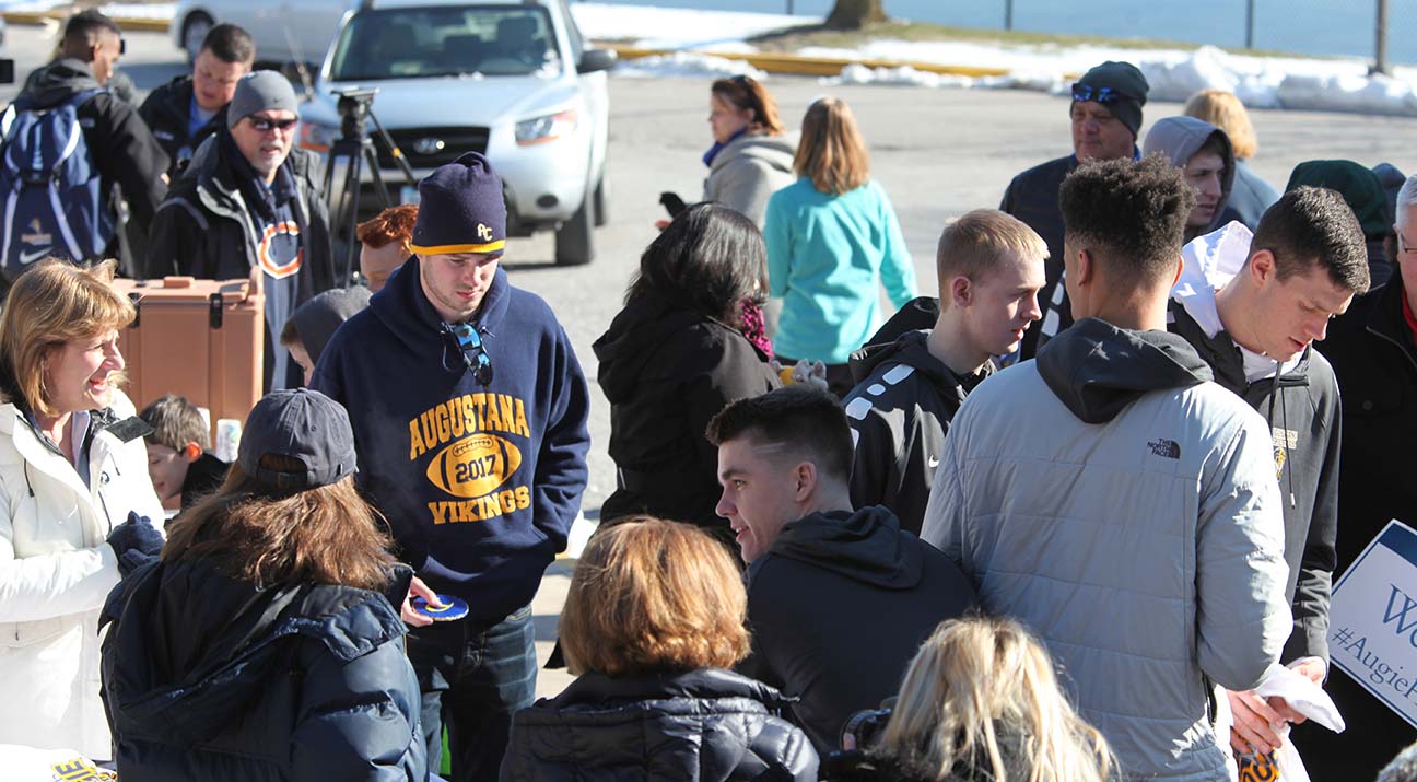 Men's basketball team send-off