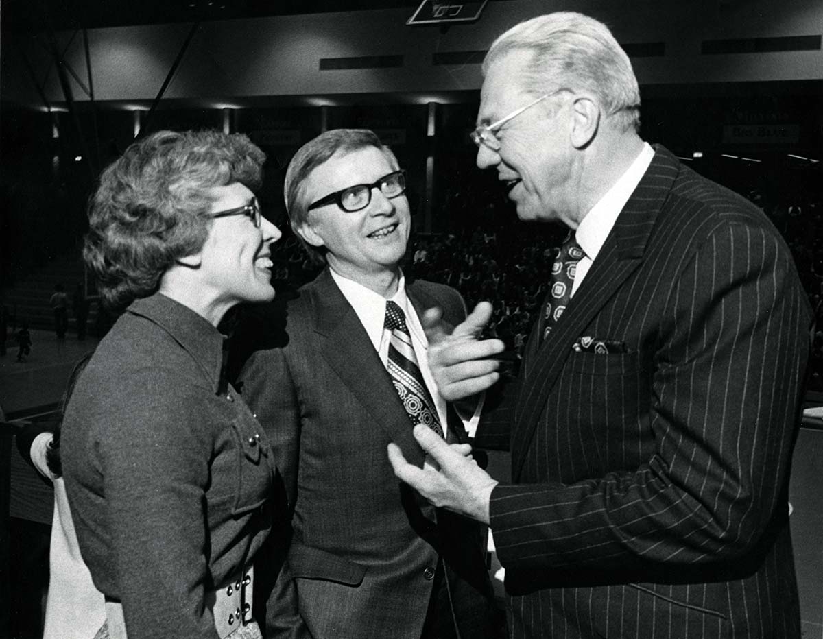 John and Lolly Kindschuh, Roy J. Carver