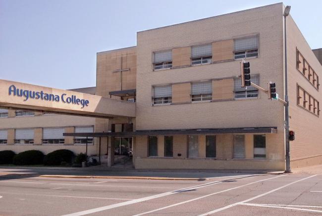 Picture of Sorensen Hall 1st floor enterance.