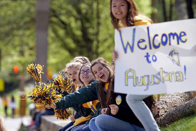 Welcome Week students