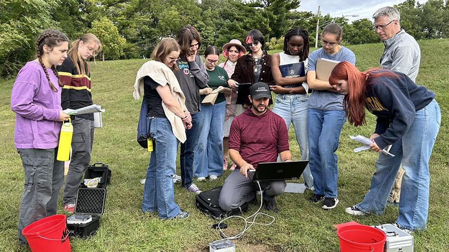 Geology students out in the field